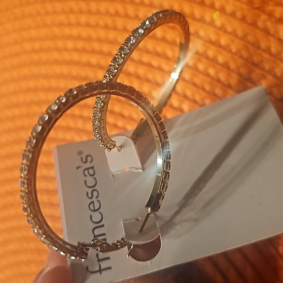 Gold hoop earrings - Picture 2 of 3